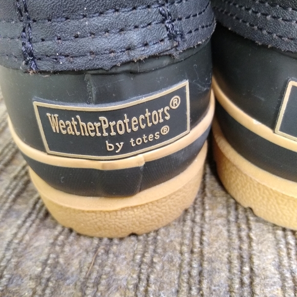 Weather Protectors by totes Men's Boots - Picture 6 of 8